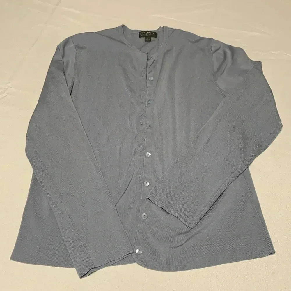 ENTIER Womenโs Sweater,Size L.